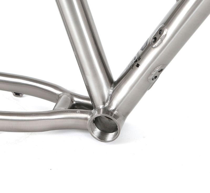 MTBバイク用チタンフレーム、Werner、スルーアクスル、 - Mountain Biking In The Uk のレビューと価格